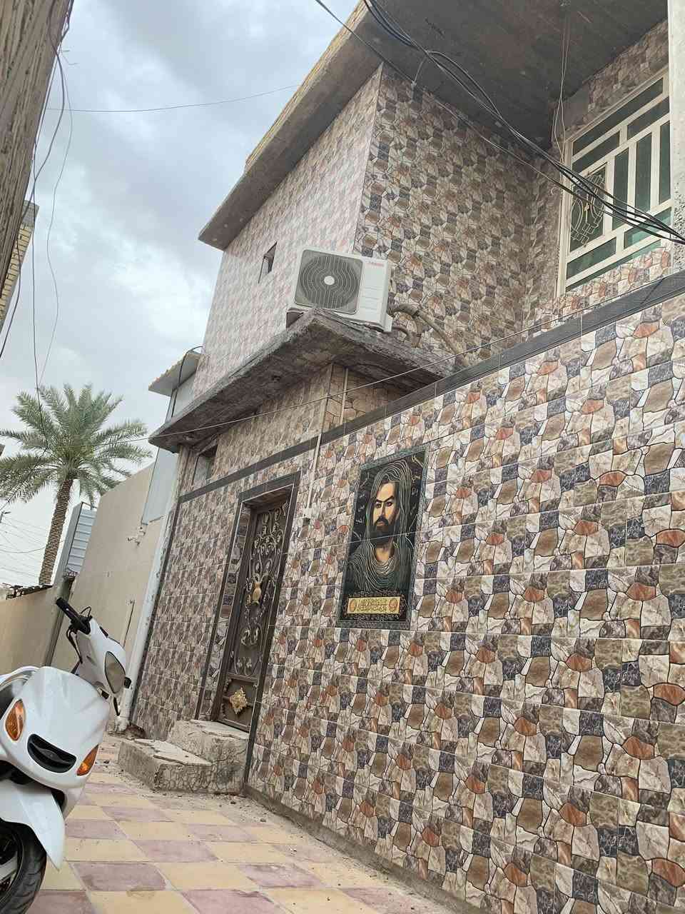 بيع دار سكن طابو ثلاث طوابق بناء حديث مسلح مساحة 80 متر الرميثة بلغربي شارع النص خلف خياطة الاسدي والحلاقين اتصال *********** او خاص على صفحة
