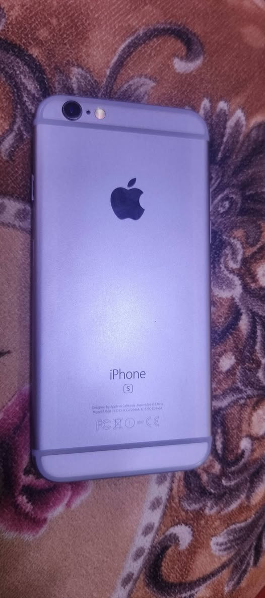 السلام عليكم..... ايفون 6sذاكره 16.مكفول من كلشي ماداخل صيانه ابد
قيـــــــــــــم واخذ بما يرضي الله. متواجد واتساب وفيس. 
***********
