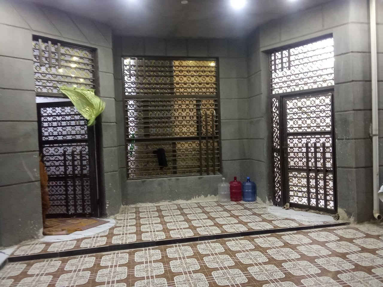بيت طابو صرف للبيع أو المراوس بمساحة 300 متر
📍 الموقع: حي الحرية قرب مجمع الماء

يتكون من:
غرفتين، استقبال، مطبخ، وصالة. صحيات خارجية

البناء درجة أولى طابوق و السقف صب  .

للاستفسار مراسلة بوابة الزبيدية للعقار 
أو الاتصال 
***********
***********
