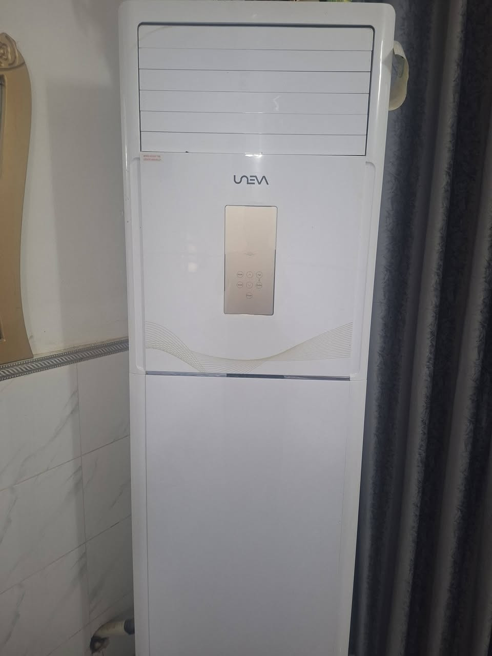 السلام عليكم موجود سبلت للبيع اخو جديد ممستخدم ماخذه بمليونين ونص اريده مليون و٦٠٠ وبي مجال  الاتصال ع رقم ***********
