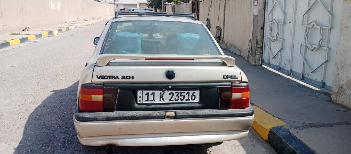 سلام عليكم اوبل فيكترا موديل 93 حجم ٢٠ أو تماتيك كير محرك رقم الهاتف *********** رقم بغداد  الجديد  إنكليزي بسمي تحويل ثاني يوم عنوان سياره بغداد سيديه  سعر 30 بيه مجال
