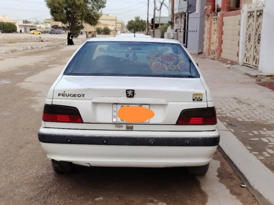 السلام عليكم ورحمة الله وبركاته
سيارة بيجو بارس موديل ٢٠٠٧
مكينة كير فرنسي
تبريد
رقم بغداد 
السيارة جاهزة جاهزة 
***********
السعر ٤٠ وبيها مجال بسيط
