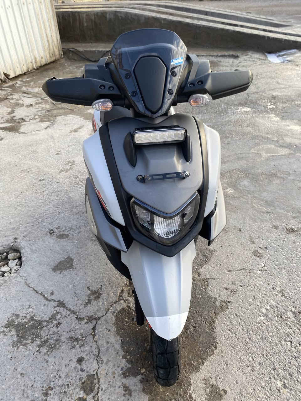 دراجه الى البيع zr 2025
ماشيه 1200
السعر 2350
الاستفسار هذه الرقم ***********
