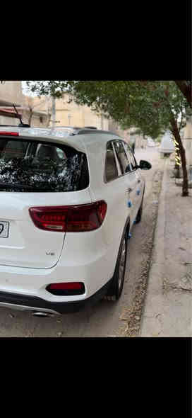 سورنتو 2019 
خليجي
ماشية 93 الف
السيارة مابيه صبغ فقط باب خلف باب الصدر مكانين بارد قبق صندوق على كد اصبع بارد
كير و مكينة مكفوله و السيارة حال جيد
مواصفات بانورامه هند بريك بصمه اربع كامراة كشنات جلد رقم *********** بغداد
