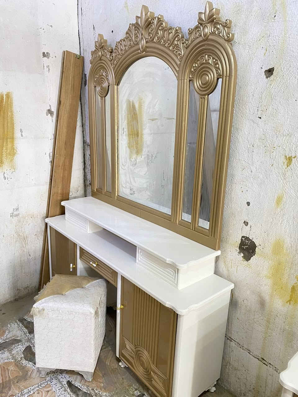 غرفه صاج عراقي تصميم تركي تزكام ملحق طابقين استخدام قليل 
العنوان بغداد 
1350 متوفر توصيل


**إذا كنت صاحب هذا الإعلان وتريد حذفه لأي سبب، رجاءا أرسل رسالة إلى الدعم الفني**