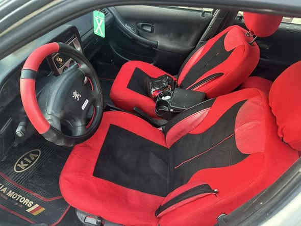 بيجو فرنسي ٣٠٦ موديل ٢٠٠١ بسمي رقم جديد تحويل ثاني يوم مصبوغه حزام قماره بلاديه 
محرك كير مكفول تبريد ثلج ضربته جاملغ خلفي ومعمر  
عنوان بغداد زعفرانيه رقمي ***********
