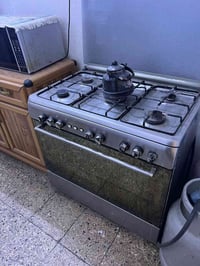 طباخ ٥ عيون • نضيف جدا • حجم كبير