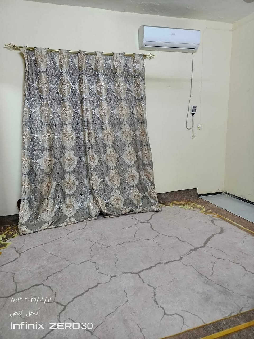 السلام عليكم
بيع مستعجل 
بيت قرب جامعة لامام جعفر الصادق قريب من شارع العام وشارع الزوار جدا جدا  زراعي اقرار محكمة 25 ومسجل بل بلدية ظمن التطويب  مساحة البيت 500 متر
البناء طابوق غرفتين وصالة ومطبخ وبراني و مجمع صحي خارجي وداخلي شارع تبليط خاص للبيت السعر 90
للاستفسار ***********
