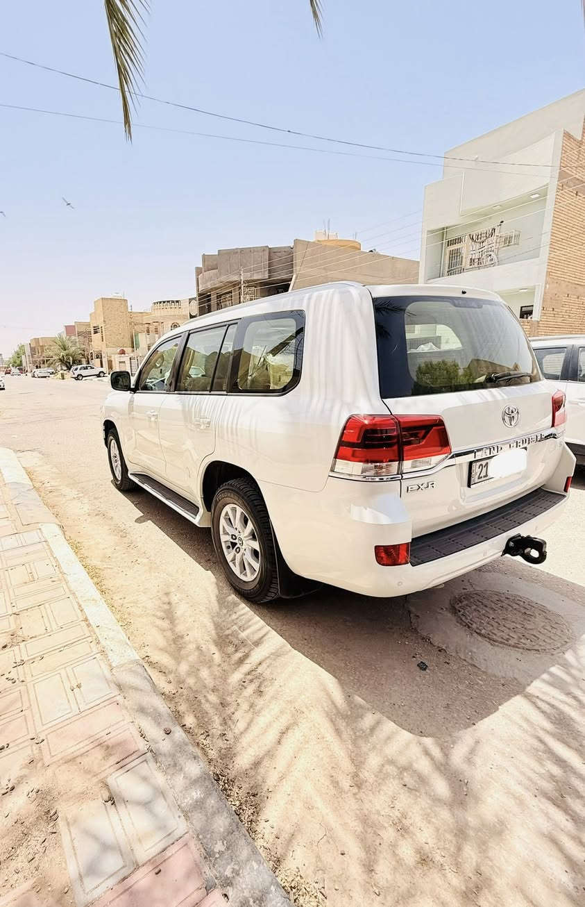 السلام عليكم لاندكروز 2021 خليجي سياره exr بيه باب صبغ اثر شخط بيه الباقي كفاله سياره جديده رقم سليمانيه لون ابيض
ماشيه 134
محرك 6سلندر
سنويه جديده
السعر(470$)وبيها مجال
مكاني كربلاء
للاستفسار
***********
***********
