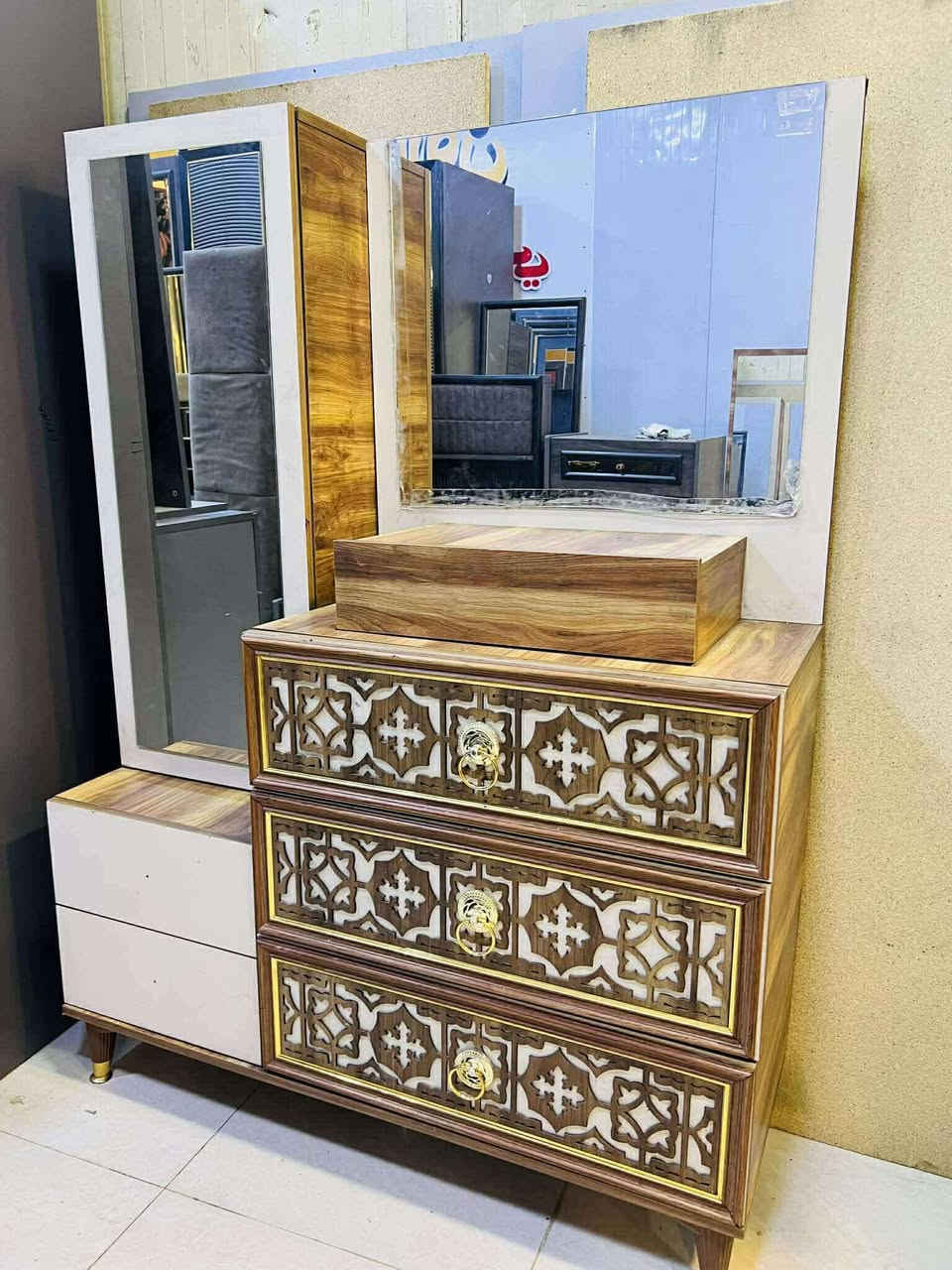 السلام عليكم غرفه تركيه فول نظافه السعر مليون وبيهه مجال بسيط تركي ثقيل موخفيفه


**إذا كنت صاحب هذا الإعلان وتريد حذفه لأي سبب، رجاءا أرسل رسالة إلى الدعم الفني**