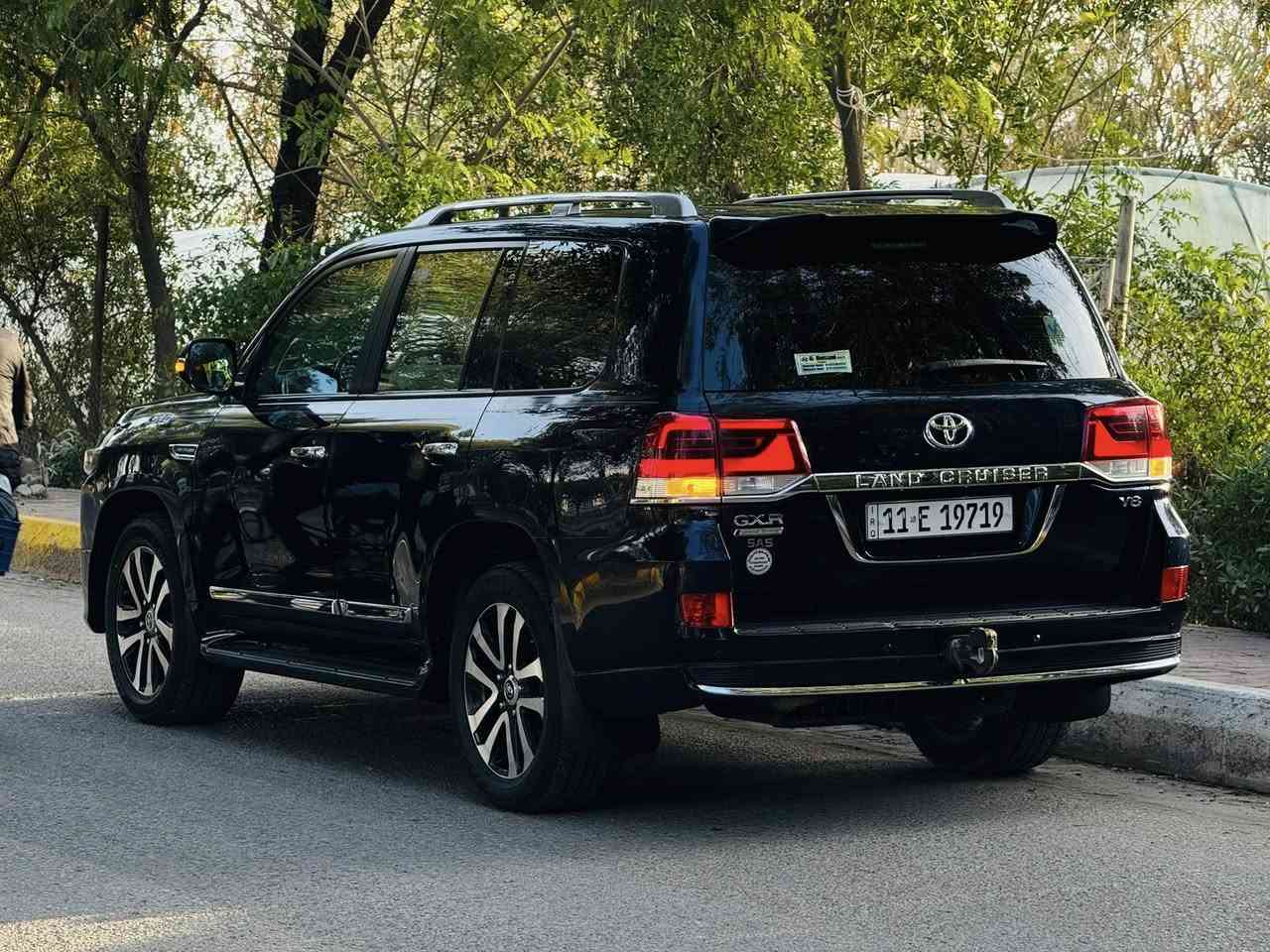 السلام عليكم من رخصة الادمنية المحترمين
لاندكروز SAS GRAND TORNEK V8 للبيع اعلا فئة بل كراند 
2019 كفاله عامة لاصبغ ولا تبديل فقط تكحيل كلش بسيط 
السيارة لون مميز حبري 
رقم بغداد مميز بسمي 
لسيارة مابيه كل نقص 
مسويله نانو ضمان 5 سنوات 
تخم تاير دلوب 
لسيارة جديدة كلش وبل عافية ع ياخذه وتصير من نصيبة
لسيارة ماشية 130 وقابلة للزيادة
مكانه كربلاء طويريج 
السعر 510 وبيه مجال 
للاستفسار الاتصال 
*********** /// ***********
