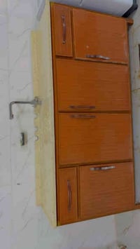 كاونتر ٣امتار وسنك مترين مع زاويه  اتصل ع رقم 07715257539