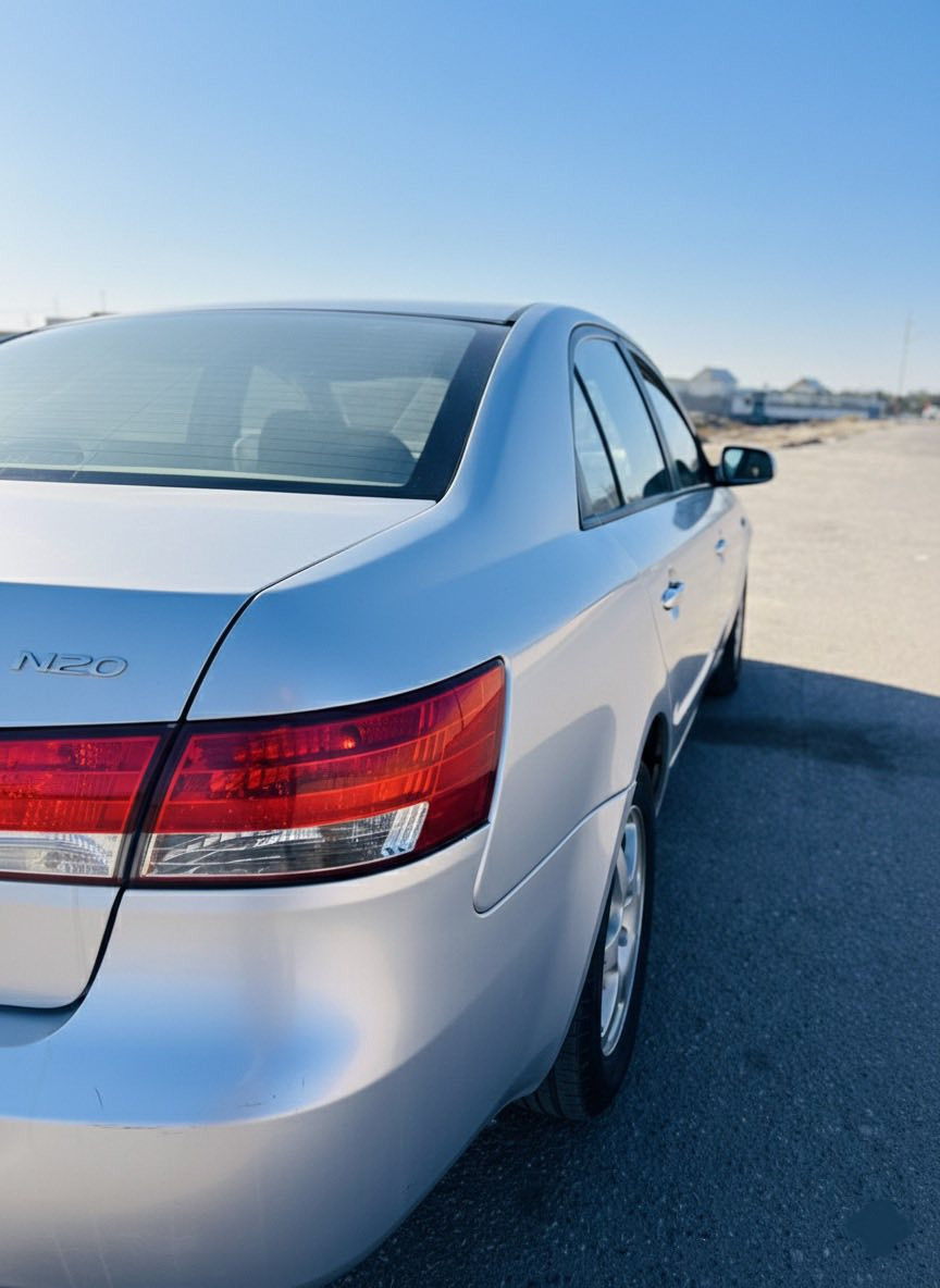 السلام عليكم للبيع ‼️سوناتا مديل 2009  ادوات كصه جنطه السياره وراد خليجي فول مواصفات عدى الفتحه كشنات جلد كامره خلفيه كشنات كهرباء تدفئه وتبريد وحساسات خلفيه محرك 2000 vvt 
 #ملاحضه : السياره متومه ارقام وسنويه وجاهزه 
#السعر :47 وبيها مجال #العنوان البصره ***********
