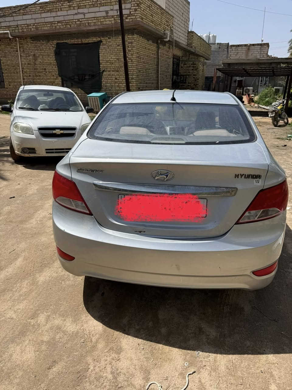 للبيع اكسنت موديل 2015  رقم قادسيه إنكليزي 
باسمي تحويل مباشر 
السونار مرفق السعر 92
***********
