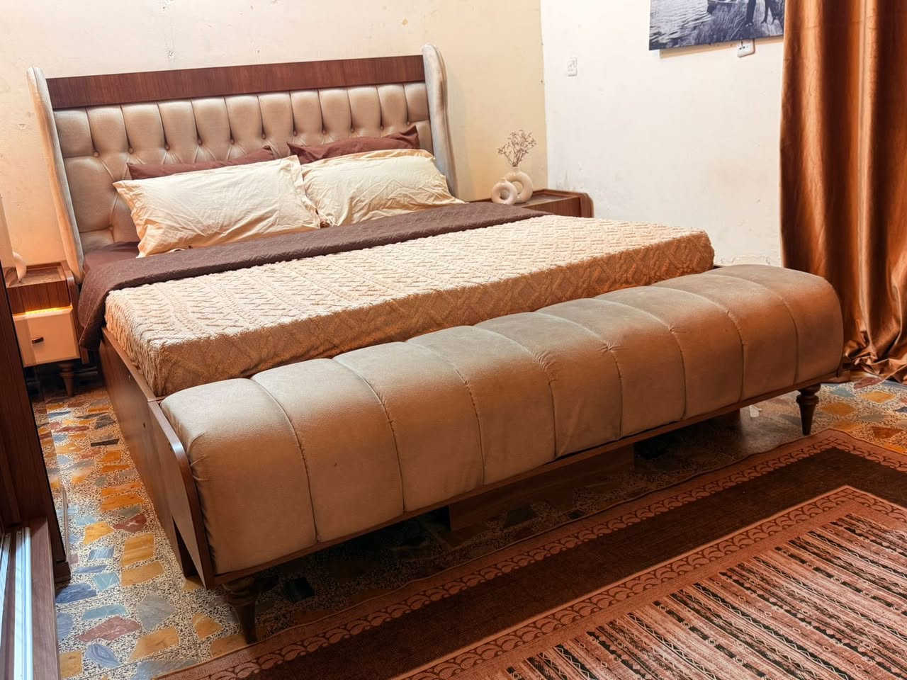 غرفة تركيا نضيفة جداً 10قطع كلها انارة وهايدروليك والسرير مخزن وعرض الكنتور 3امتار و20 مكاني بغداد للأستفسار        

0778 233 2400
