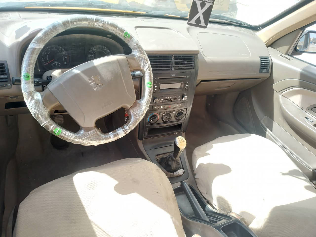 سلام عليكم عمي سياره البيع موديل 17وكاله عامه بسم راعيهه ومحور غاز ***********
