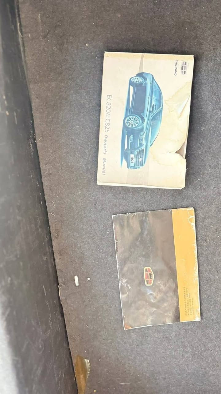 السلام عليكم امجراند  c8  الحجم الكبير موديل 13 سياره بلاديه فقط مكانات جارده سياره جاهزه ونظيفه للبيع السعر 75 وبيها مجال قليل  للشراي الاتصال علئ الرقم ***********  للعلم رقم انكليزي الجديد بغداد باسمي
