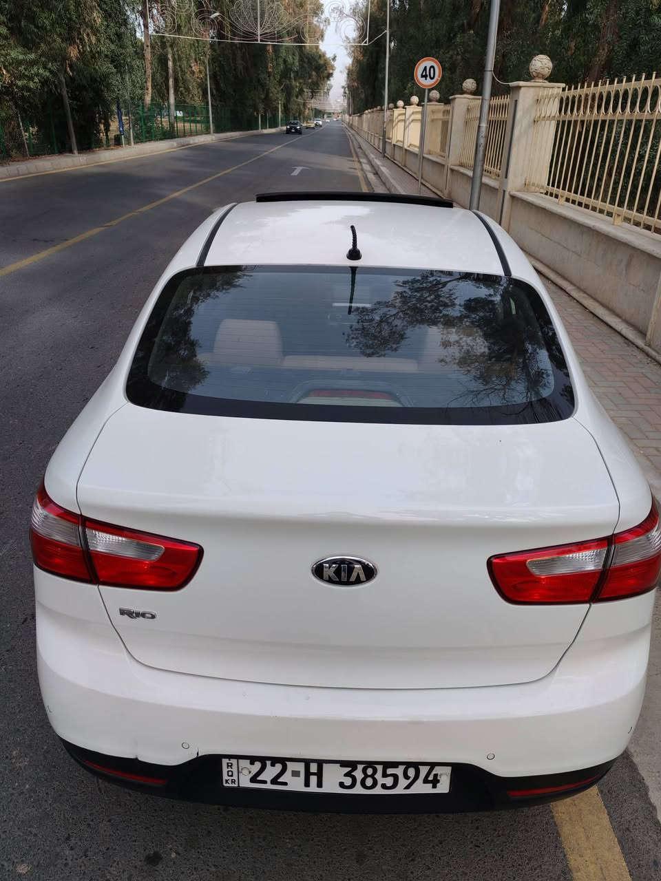ريو 2014 خليجي
فول مواصفات  فتحة سقف مراي شفط 
سيارة نظيفة احلى من الصور كلين مابيها( قطرة صبغ) 
محرك 16 المرغوب (دوش) 
تبريد شرط 
سنويه جديدة هزه جديده كامله مكمله 
مكان السيارة موصل جانب الايسر
للتواصل *********** او واتساب
