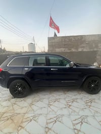 جراند شيروكي • بيع مستعجل