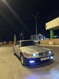 BMWكاسحه 1996 محدثه 2000 735     مكينه 44 جديد قبل شهرين شديته كير جدي...