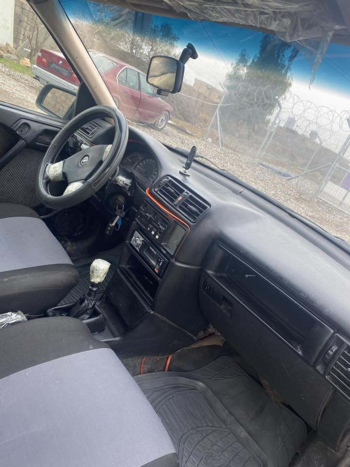 فكترا حجم ٢٠ موديل ١٩٩٢ رقم نينوى دولي
لون اسود نفطي 

كير محرك شرط 

صدر امامي خلفي جديد

تايرات جدد

نضافة السياره ٨٠٪؜

بدون صبغ او حادث 

الدوائر مصلحه وبعد ما بيها معجون ولاصبغ 

سعر ٣٣ وبيها مجال بسيط  البيع فقط  نقدآ

كل التفاصيل مذكوره + مراوس بمازدا يرهم 

***********
