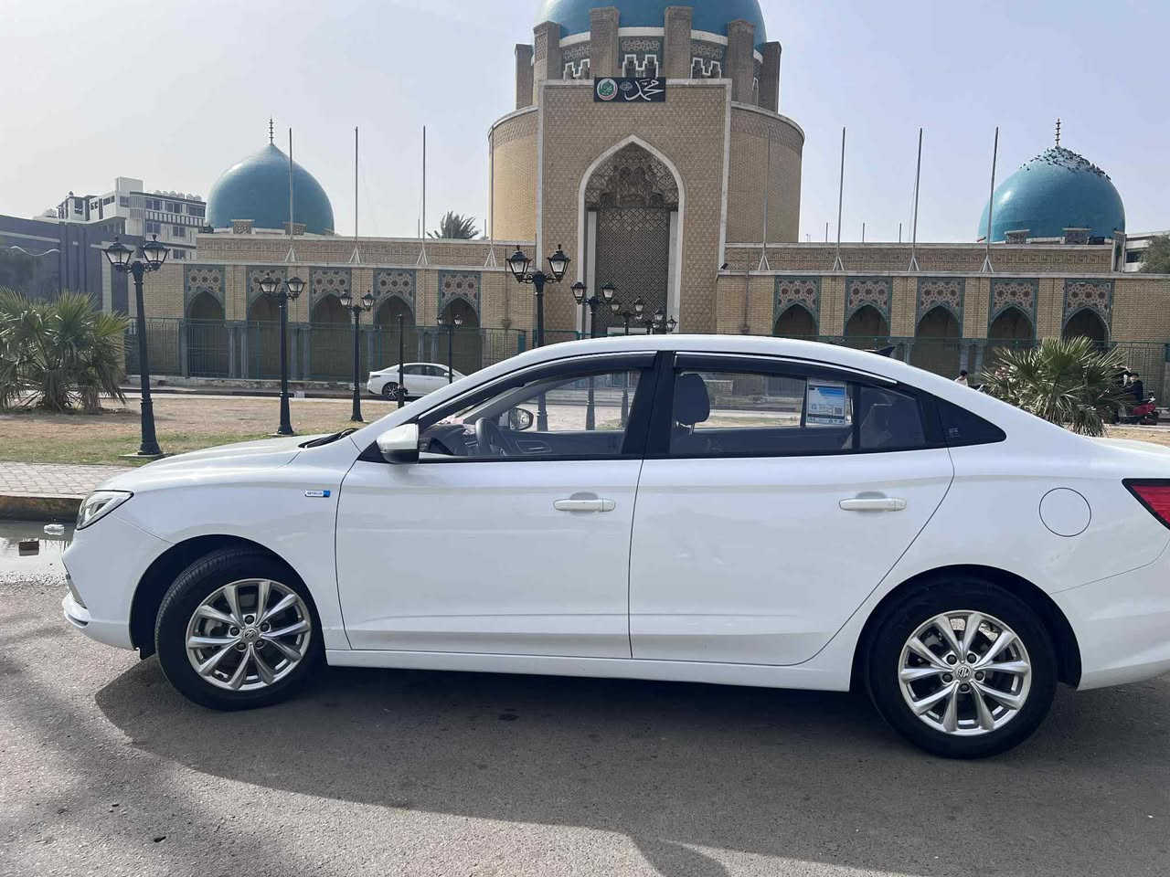 السلام عليكم بيع او مراوس حسب القناعه ام جي فايف موديل 24 ماشيه 10 الاف مكفوله عده طخه بسيطه موضحه مواصفاته موضحه بالصور بغداد الرقم الجديد باسمي مكان السياره الاعظميه ب115 $علمآ هيه سياره مال بيت على وضع الشركه نظافه فول
0777 190 5100
