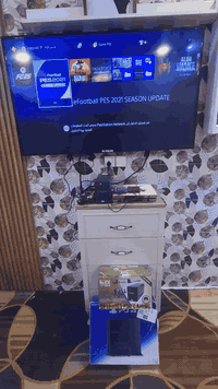 السلام عليكم شباب بلي فور فات جهاز نظيف كارتونه وياه  للبيع ذاكره الداخليه 500G مهكر نظام هاردات يعني تهكير خارجي وتكدر تشغله اقراص واولاين وياه هاردات ثنين كل هارد 500G حجمه وبيه 19 لعبه كلهن شغالات ولعباات قويه وياه UPS 850V  وياه يدات ثنين وكيبل شحن مالتهن وياه واير HD  وكيبل  بور و توصيل عندي شركة بس فلوس التوصيل عليك
مكاني كربلاء وهذا رقمي *********** 
السعر 225  💜
