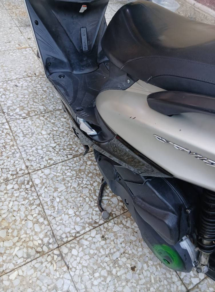 سكنس فحل شمعة.موديل2018  طلاعات.
نوزل خطين ماشيه.  (48,ألف )  دراجه جديده رمبه. محرك بلاديه ممفتوحه ,,,,,,,,,,,,,,,;;;;;;;;;;;;;;;;;;;;;;;;;;;;;;;;;;;
لاتبخير لاتنقيص شلعه معدل ربع نكره كفرات اصليه كهربائياتها كلها شغاله دراجه جديده  (مكفوله. كفاله عامه) مكينه ناعمه شلعه معدل خير من الله شرط برغي ممفتوح مكان بغداد. الكرخ  السعر  (مليون. 250 )     وبيه مجال;;;;;;;;;;;;;;;;;;;;;:: الاتصال ...***********;;;;;;; بغداد, العراق
