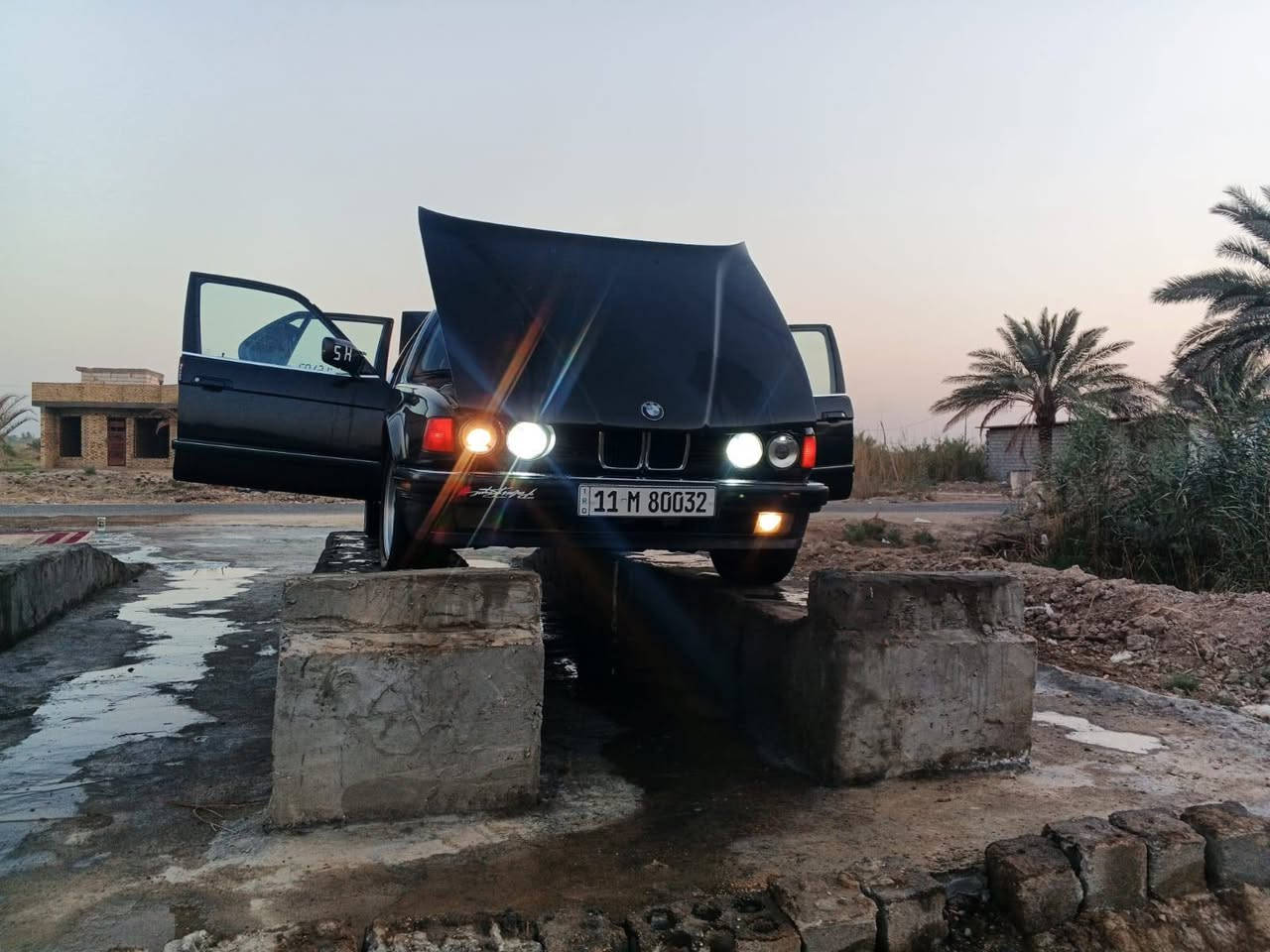 السلام عليكم بي ام 735 موديل 1992 مكينه كير حداده تخم  تبريد ثلج قطعتين تاير بل كارتون اكسل كهربائية شرط عليه الجهاز واير تجطيل ما بيه سياره مال جناي رقم بغداد اب اسمي تحويل ثاني يوم سياره جوه السوك بسبب الظروف 45 بيه مجال التواصل عله الرقم ***********
