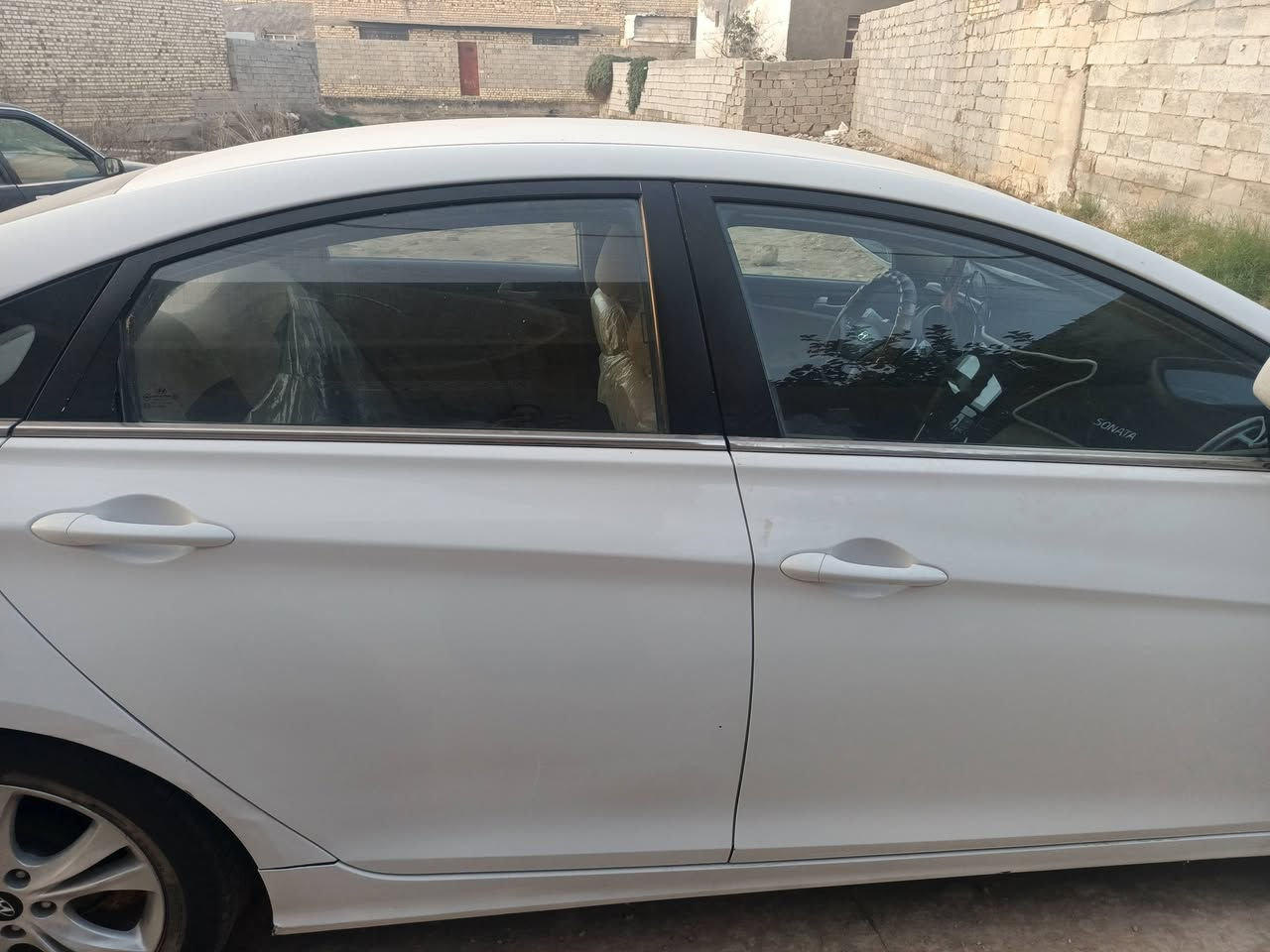 سلام عليكم
سياره للبيع خليجي سوناتا موديل 2013 كفاله عامه رقمها بغداد والمداور ثاني مكلفه بالنشر رقم صاحب السياره ***********
