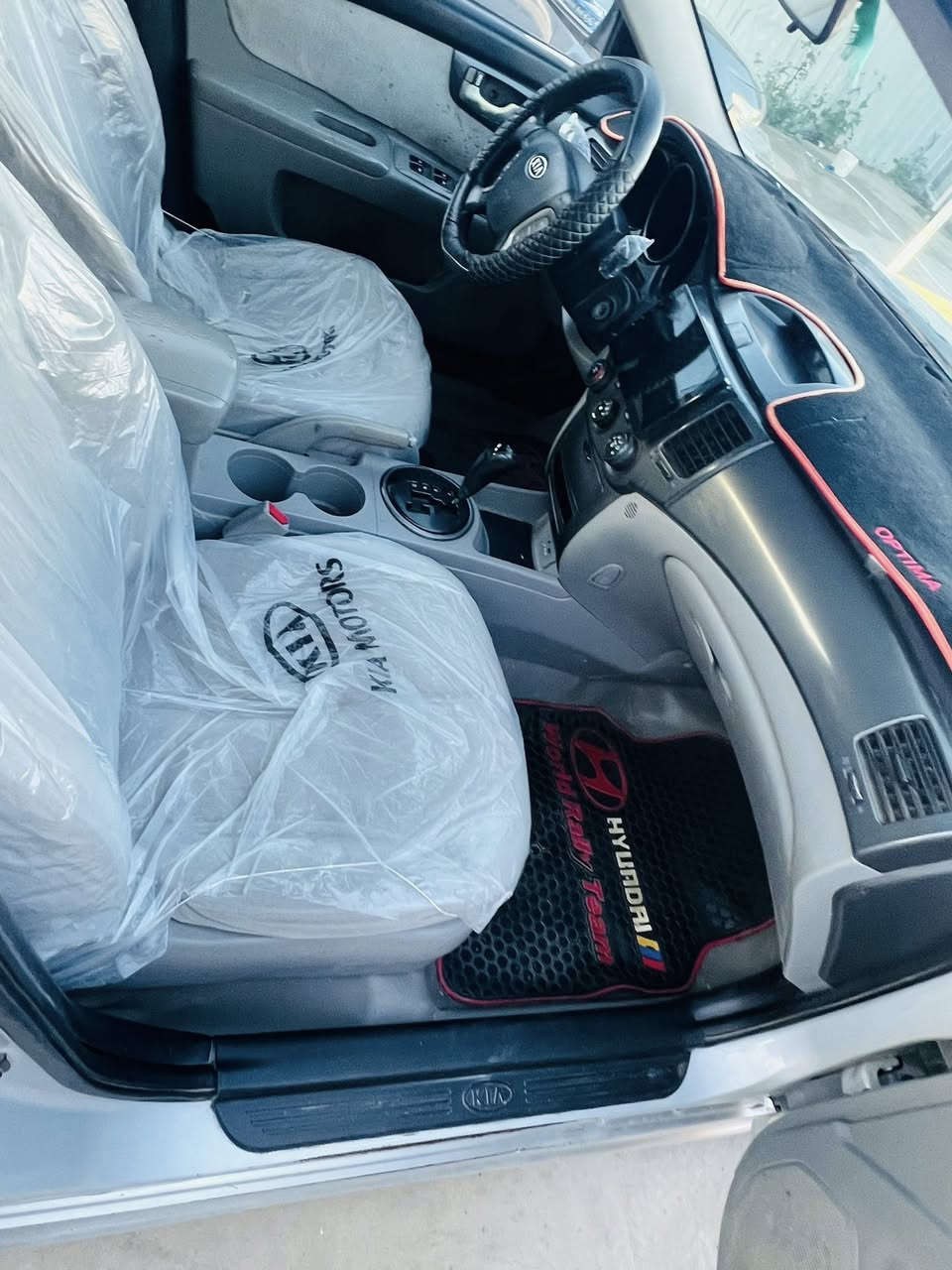 السلام عليكم اوبتما 2009 امريكي بيه رشات صبغ 
السياره كير محرك كفاله  مكينه دوش  
________________
السعر 90 وبيه مجال 
السياره بسمي تحويل ثاني يوم 
العنوان بابل الشوملي 
الاستفسار ***********
