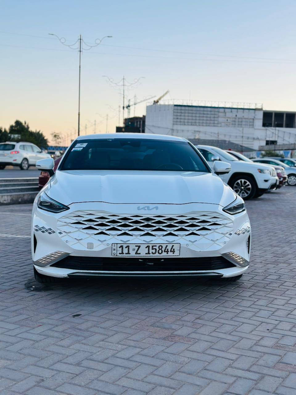 🚗 للبيع للستفسار***********
📣 كيا K8 هايبرد – موديل 2023

🌍 المدينة - كربلاء - حي ضباط

السعر 183
✅ المواصفات
• محرك 1.6 تيربو هايبرد اقتصادي جداً

• الضرر: جاملغ صبغ فقط
• رنكات 18 إنج
• ناقل حركة أوتوماتيك ذكي
• نظام دفع أمامي
• تشغيل بصمة + دخول ذكي
• شاشة عدادات رقمية كاملة
• شاشة وسطية كبيرة مع نظام ملاحة
• دعم Apple CarPlay و Android Auto
• مقاعد جلد فاخرة
• تحكم طارة متعدد الوظائف
• مثبت سرعة
• كاميرا 360 درجة
• حساسات أمامية وخلفية
• إضاءة LED كاملة
• شاحن لاسلكي
• مكيف إلكتروني مزدوج
• أنظمة أمان كاملة: ABS / EBD / مانع انزلاق / تحذير الاصطدام / المحافظة على المسار
