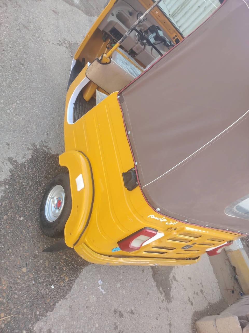 السلام عليكم تكتك ١٩ شهر ١٠ وكيلهه شاكر تكتك مكفوله جديده تخم تاير جديد مكاني بالمجر شراي يتصل *********** سعرها ٤٧٠٠ وبيها مجال
