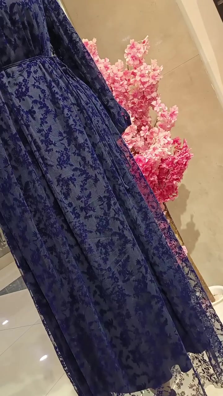 مــــــــــن ⚜️Dantel fashion⚜️

 كوني متألقة بااحدث الاطلات العصرية معنا 🍂

كوالتي عالي جداً خامه تركي درجة اولى💯

التصوير داخل المحل 🎀

قالب ستاندر ✅ 

متوفر قياس 38/40/42/44/46/48/50/52/54

 📍تتوفر خدمة توصيل سريعة بغداد وجميع انحاء العراق 🏎️

📥 للطلب المراسله دايركت 🛍️

او الاتصال عبر الواتس اب ***********
