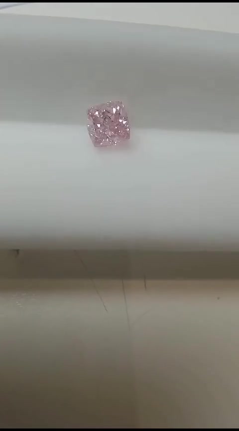 10 ct of natural cut pink diamond
Vvs1
Cut princesse
5000 usd
00212676684300


**إذا كنت صاحب هذا الإعلان وتريد حذفه لأي سبب، رجاءا أرسل رسالة إلى الدعم الفني**