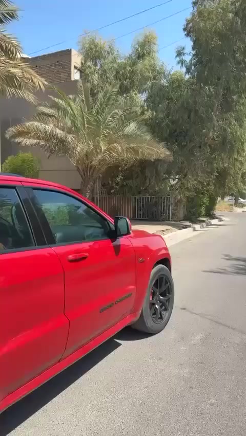 السلام عليكم
جيب كراند شيروكي 2020
Srt 6.4
وارد خليجي 
ماشية 85 الف km
السيارة مكفولة عدة طخة بل دعامية الامامية
ومغلفة ppf 
السيارة كلش مميزة 
السيارة مزودة ومبرمجة وعليهة اكزوز فول السيارة
رادار اوتو بارك فتحة كشنات تدفئة تبريد فول فول معروف مواصفات ال srt 
رقم بغداد باسمي 
السيارة رايدهة ب 330 ورقة 
وبيهة مجال حك الجية مكانهة شارع فلسطين 
للاستفسار ***********
