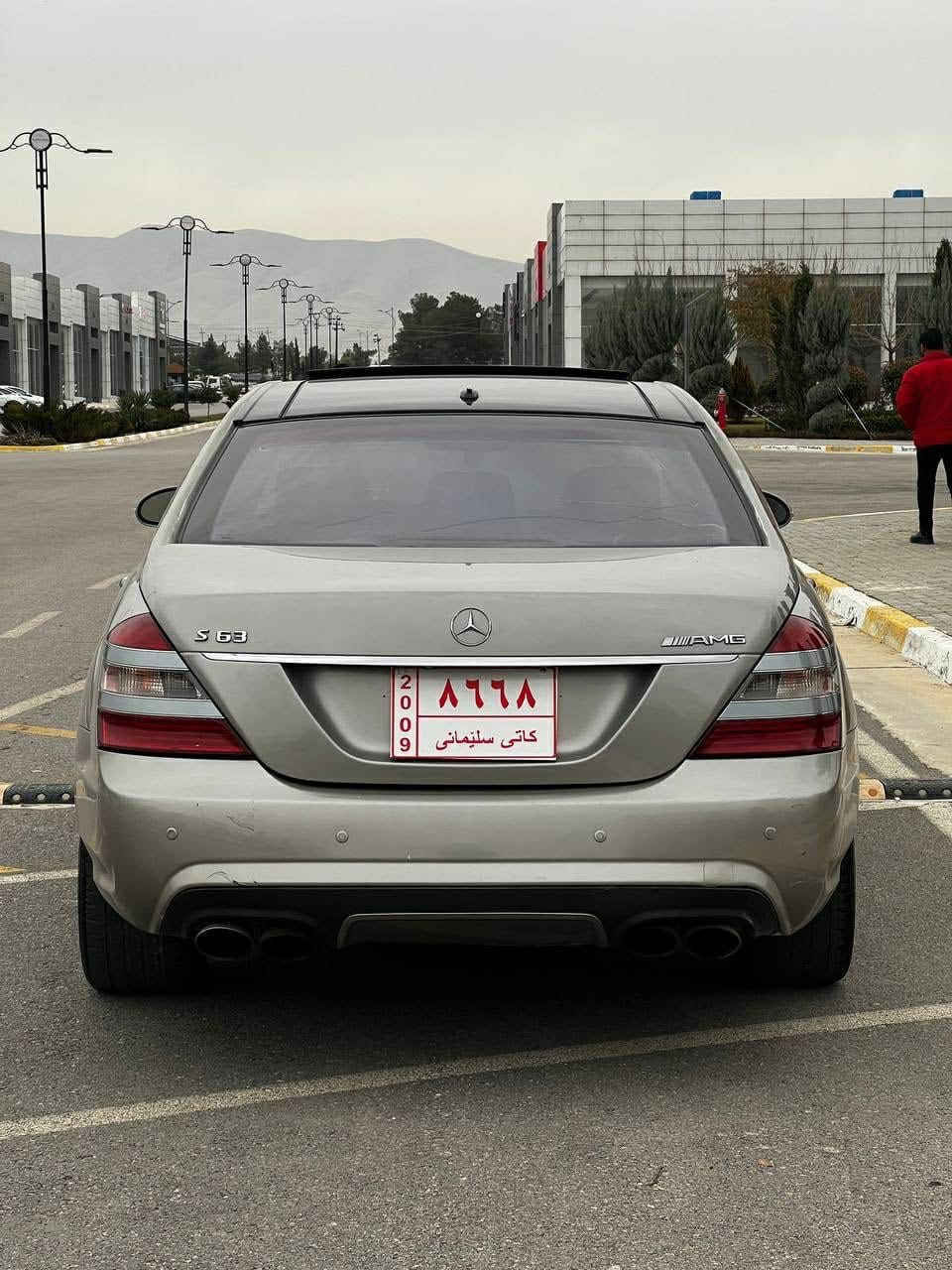 ٢٠١٠ گۆراوە بە٢٠١٣ 
موس بەس شوین موسکەی بۆیاخ 
سەیار بەس ماشالای ئەویت فول فول 
هەموو گیانی شەرت 
شوین سلیمانی گۆریناوش ئەگەم لەسەر دل گرتن 
***********
