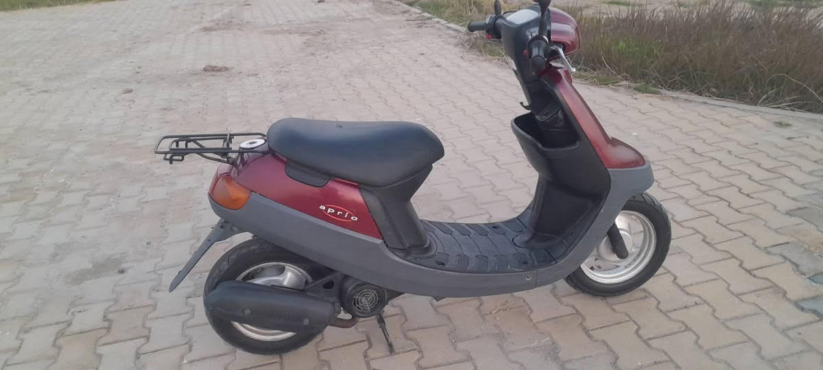 السلام عليكم دراجه بطه للبيع جديده كولش للبيع إتصال ***********
