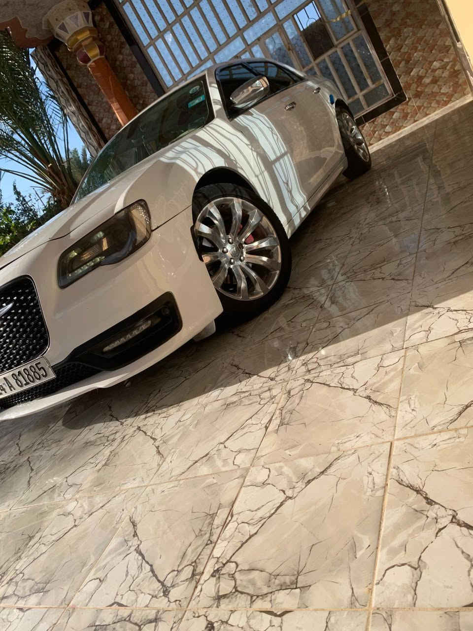 ‏يالله السلام عليكم
‏لبيع أوباماc300 مديل 16مسجلة 17 
‏رقم بصره الدولي تحويل ثاني يوم سنوية ل30هزة جديدة 
‏سيارة فول موصفات بصمة تشغيل فتحتين كشنات حضن بردة خلفية حساسات خليفة سيارة فول لاخير موصفات لcلمعروفة 
‏سيارة جديدة كلش جاهزة مكينة گير حدادة اكسن تبريد تخم تاير بدون نواقص 
‏جاملغ وبنيد وبيها بابيتن كلير من امريكا بدون دواخل 
‏السعر 155وبيها مجال لشراي 
‏مكاني بصره قضاء القرنة 
‏***********
‏***********
