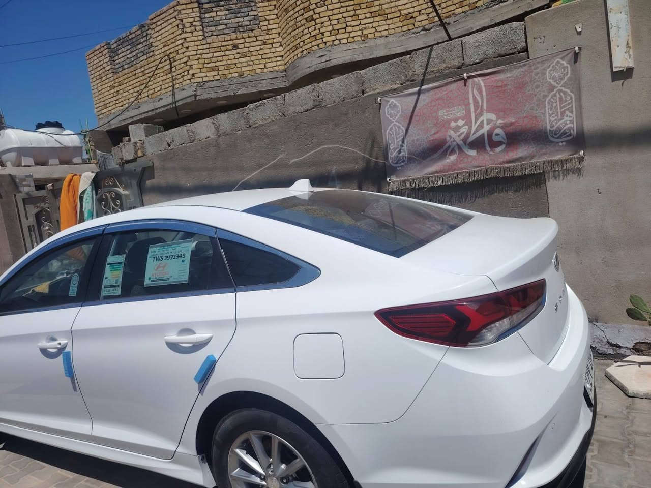 السلام عليكم 
سوناتا موديل 2023 كوري 
غاز نضيفه جدا 
تبريد قطعتين 
مري شفط
تدفئة وتبريد بالكشنات
تحكم ستيرن وكشنات
شاشه كبيره 
حساسات 
جنطه بصمه 
السيارة كفاله 
بس رش القماره مكان علامة التكسي لان تجي من كوريا مشدود بيها علامة التكسي ابراغي
جماعة السوناتات يعرفون شنو قصدي 
رقمها اربيل تريد تحويل تريد وكالة 
السعر 175 
مكاني كوت المركز 
‏‪***********‬‏
