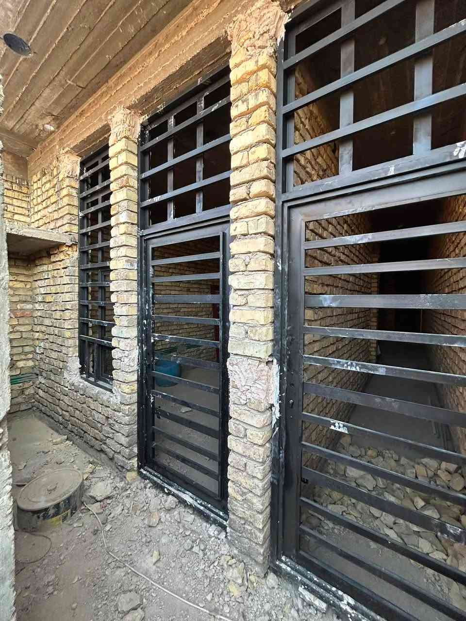 معمل حدادة الحطاب سعر المتر 60الف حديد وسط وتغليف چنل للتواصل ***********
