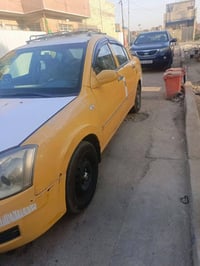 شيري اي فايف للبيع موديل2011 محور كير ومكينة كورلا نحلة 1800 خير من ال...