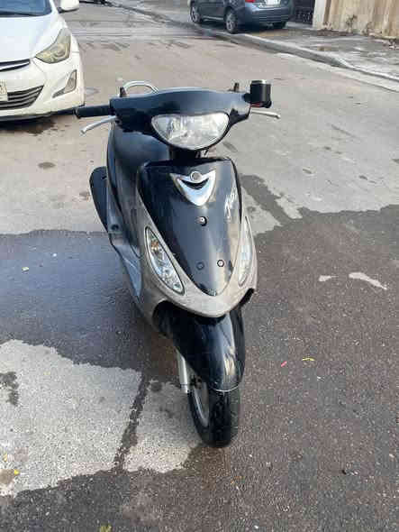 سلام عليكم / ماكس منغولي / دراجه مال رمبه / ختم واحد داخل وكفر ومكينه / دراجه جديده بل جيس وكفاله عامه كفر وداخل ومكينه / مكينه بلاد كلها بلاديه ضفيره بلاديه كهربائيات مجامع كل بلاد / فقط كابريتر تجاري درجه أوله / دراجه خرسه وناعمه ونكره بكل وقت / تراي وفحص وين مااا يعجبك / سعرها 750 وبيه مجال بسيط / العنوان بغداد حي العامل ***********
