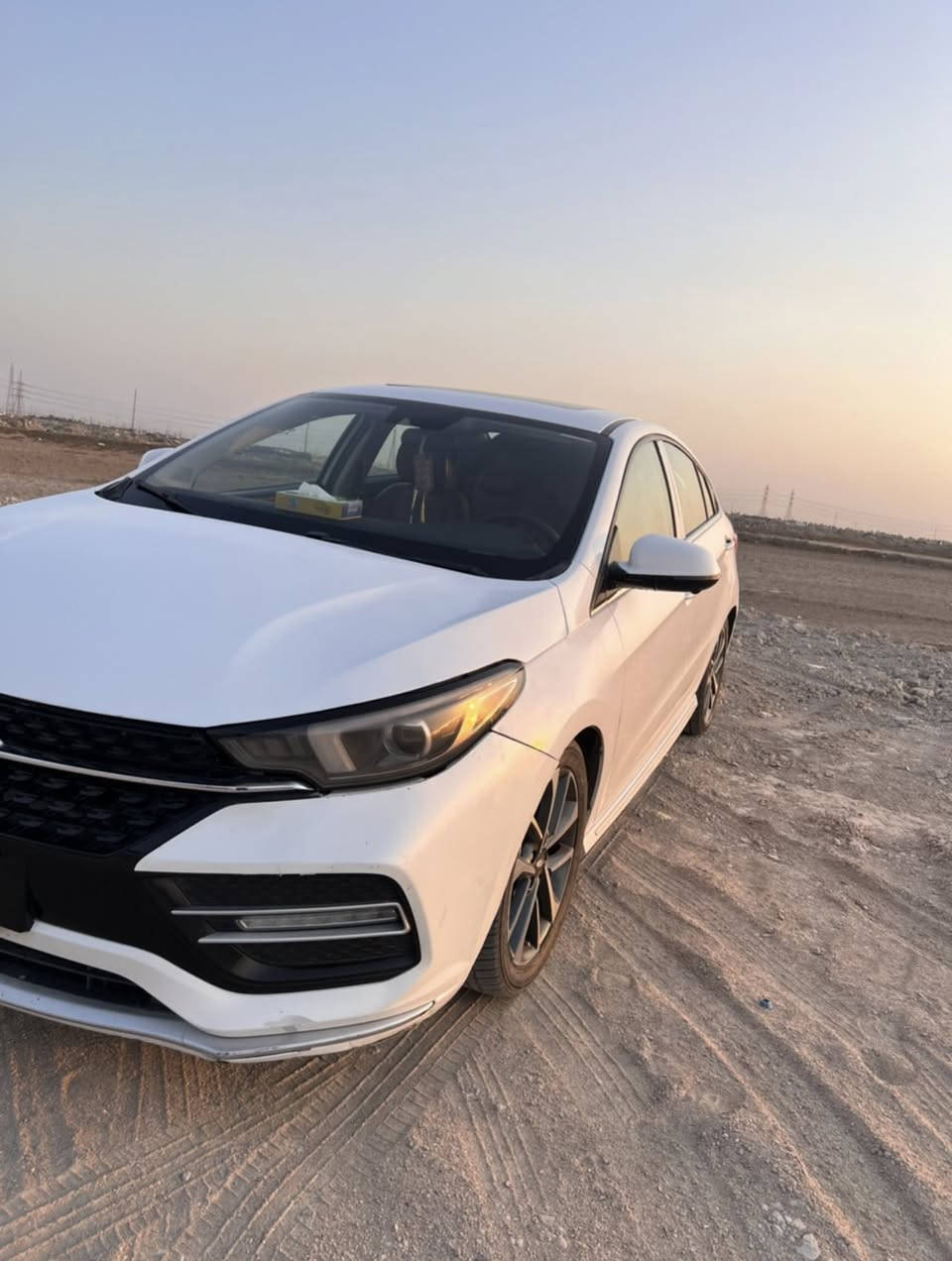 السلام عليكم رمضان كريم على الجميع
شيري اريزو 6 مديل 2022 بصمه فتحه كامرات 
تشغيل عن بعد اشاير بل المريه ماشيه 97 الف السياره بيه ضربه خفيفه من الدعاميه الاماميه والخلفيه بس مصلحه كامله 
مكينه 1500 تيربو  هواي بيها موصفات بعد تجي وشوف بعينك 
السعر 105 وبيها مجال للطيبين 
المكان البصره ***********
