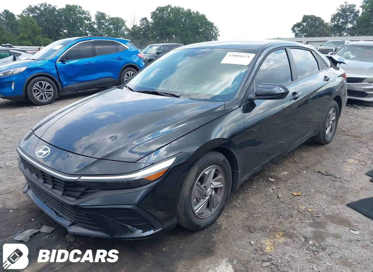 السلام عليكم 
مكلف بالنشر 
النترا ٢٠٢٥ ماشية ١٢ الف صارلها شهر من وصلت من امريكا حادثها قبق الجنطة وبدون ارقام  صور الحادث منشورة 
السعر ١٣٥ وبيها مجال للشراي المكان بغداد للتفاصيل وللاستفسار الاتصال على هذا الرقم فقط رجاءاً *********** 
#غيرمتواجد على الفيس بوك
