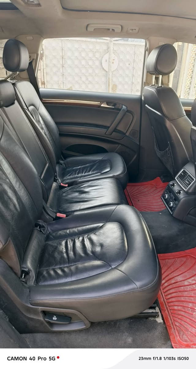 سلام وعليكم
أودي  Q7 2008 
محدث بجم 2013
 فول مواصفات 
رقم أربيل باسمي 
شرط التحويل
بدون صبغ 
بنوراما 
7 راكب 
تبريد مركزي 
كشنات جلد 
محرك ٦ سلندر ٣٦٠٠ 
محرك وكير شرط  
داخل كلين تايتل
شاشا اصليه 
كشنات كهربائي 
تبريد وتدفئة كشنات
مانع انزلاق 
موصفات بعد بيها كلش هواي 
سعرها ١١٥ وفيها مجال 
مع تحياتي لجماعت الألماني 
***********
***********
