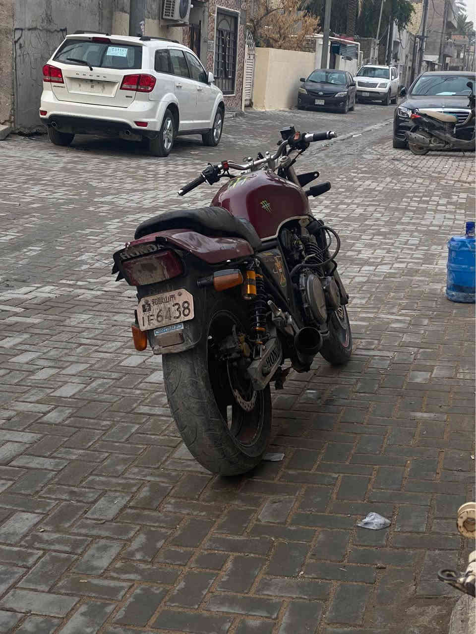 السلام عليكم سيبي جيل اول كابريتر دراجة نضيفه اكفلهه من لنضوح ولتبخير تاخذهه ع فصله مكينه مفتوحة مبدل كازكيت فقط دراجة حلوه شويه يرادلهه ترتيب لكفر لخلفي مكسور عداداتهه والايت الامامي موجودات اذا شراي تشلع عيوني
مكاني: الحريه البستان قرب ساحة عدن
رقمي: ***********
سعر:1650 وبيهه مجال بغداد, العراق
