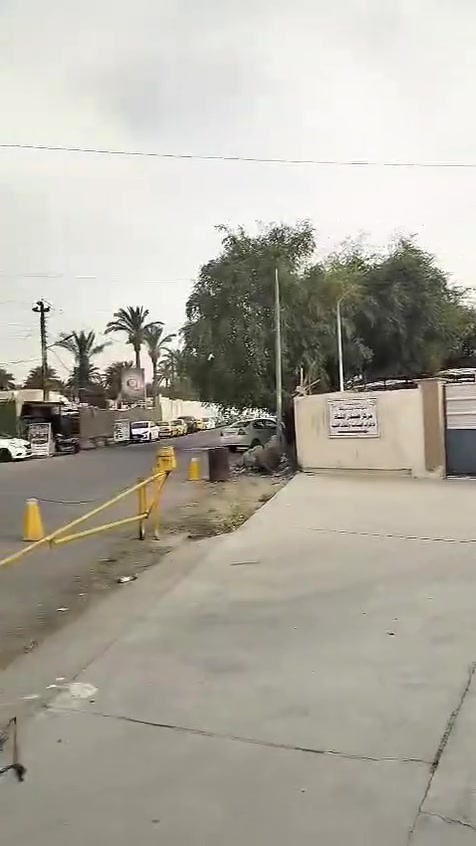 ​🏡 بيت للبيع | موقع استثماري وسكني مميز
📍 الموقع: بغداد - صدر القناة (مقابل مستشفى العلاج الطبيعي مباشرة).
📐 المساحة: 110 متر | ✨ البناء: 3 طوابق.
​📌 تفاصيل الطابق:
غرفة خطار • هول • مطبخ • طارمة • حمام داخلي وخارجي.
​العقار مثالي للسكن المريح أو للاستثمار بحكم موقعه الاستراتيجي.
​💵 السعر: 500 مليون 
الاتصال على الرقم ***********
