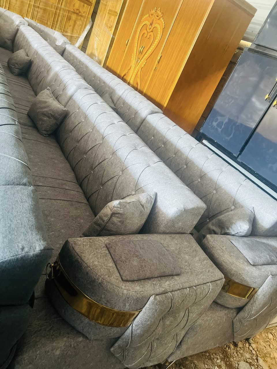 ديوان عشره مقعد شغل بلاويد اسود   و سفنج مميز وقماش تركي 

تخفيضات رمضانيه  واصل للبيت فقط ب 310


**إذا كنت صاحب هذا الإعلان وتريد حذفه لأي سبب، رجاءا أرسل رسالة إلى الدعم الفني**