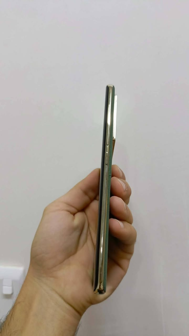السلام عليكم انفنكس نوت 40 برو ذاكرة 256 عشوائي 16 صوت ستيرو شحن سريع + شحن لاسلكي جهاز كامل بدون اي عيب للمراوس ب GT20 برو العنده يجي خاص


**إذا كنت صاحب هذا الإعلان وتريد حذفه لأي سبب، رجاءا أرسل رسالة إلى الدعم الفني**